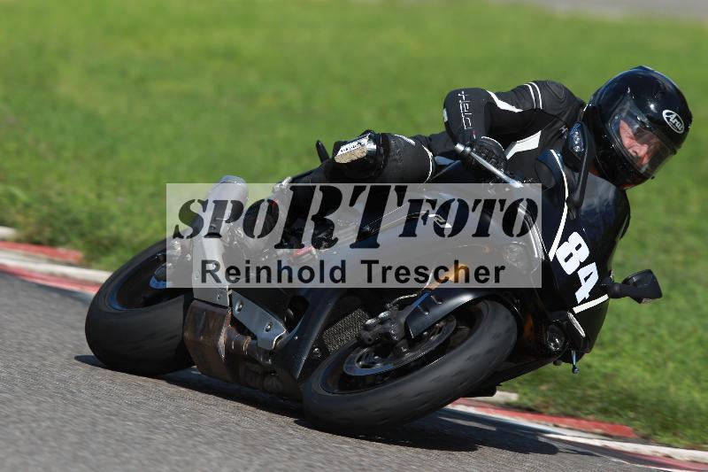 /Archiv-2022/64 19.09.2022.09 Plüss Moto Sport Yamaha Fun Day ADR/Sportfahrer/84